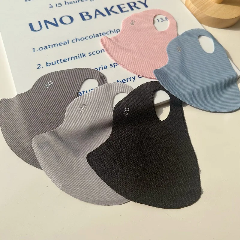 Mascarilla de Seda Helada con  - Surgical Mask reseña y precio